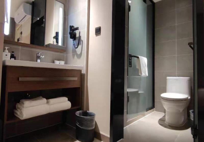 スタンダードルーム, Maritim Hotel Am Schlossgarten