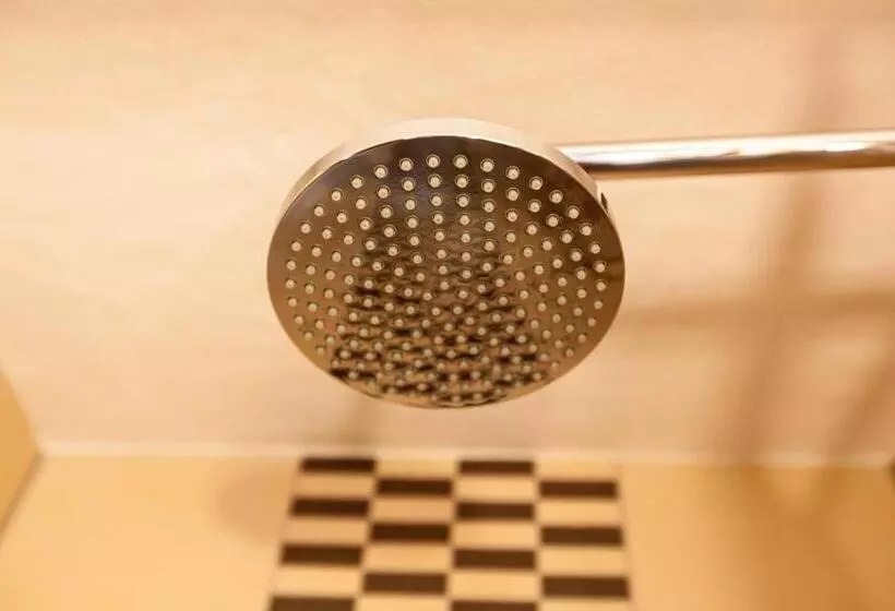 اتاق استاندارد یک نفره, Nuhnetal
