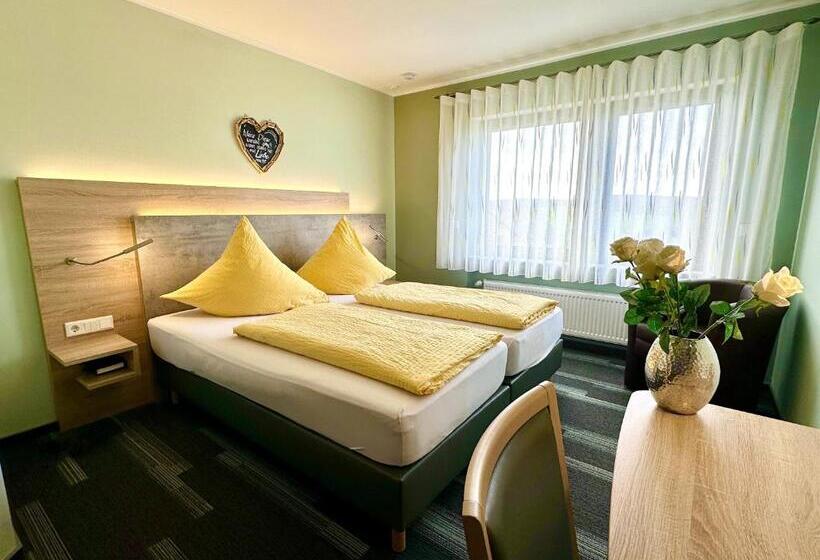 Quarto Estandar, Restaurant Berghof