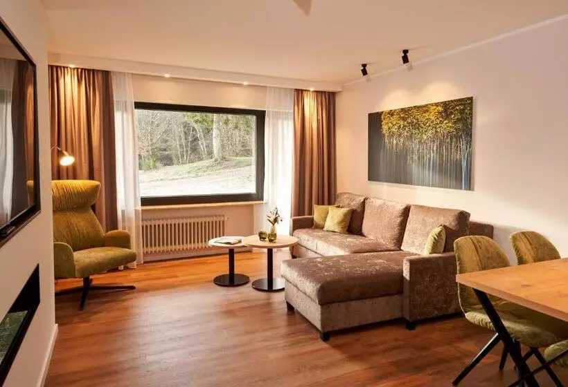 デラックススイート, Sporthotel Grafenwald 4 Sterne Superior