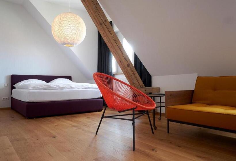 إستوديو ديلوكس, Union