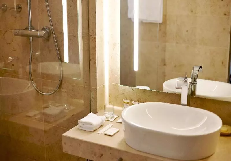 اتاق استاندارد, Waldhotel Stuttgart