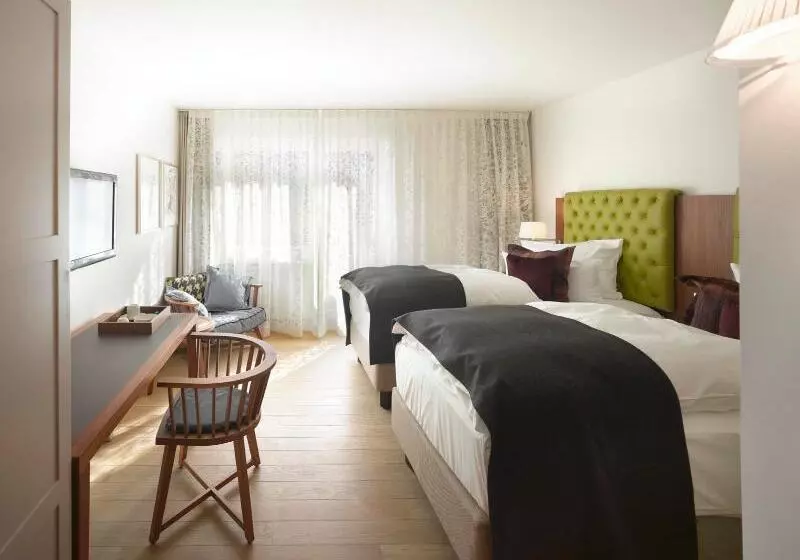 Superior-huone, Waldhotel Stuttgart