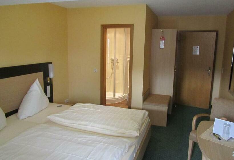 Pokój Standard z Balkonem, Weinhaus Berg