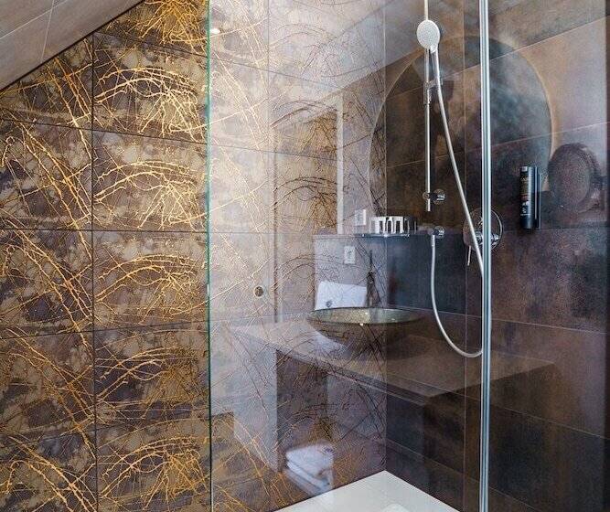 Люкс, Wilder Mann