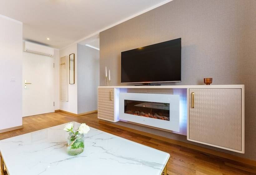 Люкс, Wilder Mann