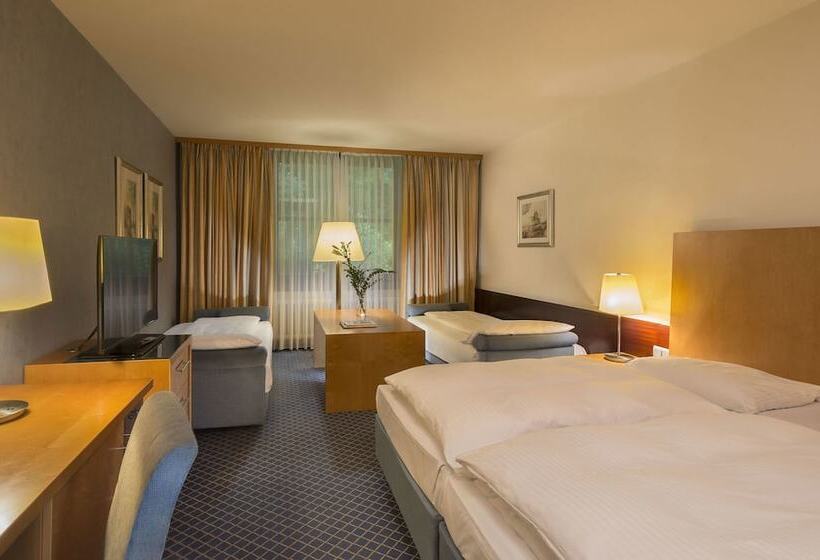 Номер Комфорт, Maritim Hotel Am Schlossgarten