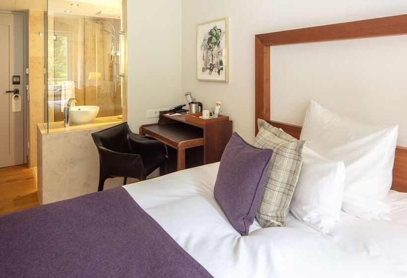 اتاق استاندارد یک نفره, Waldhotel Stuttgart