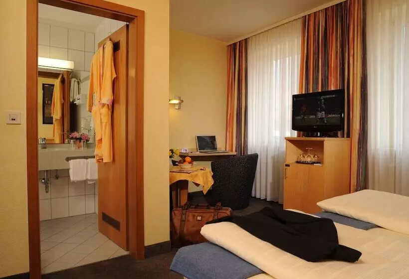 コンフォートルーム, City Partner Hotel Strauss