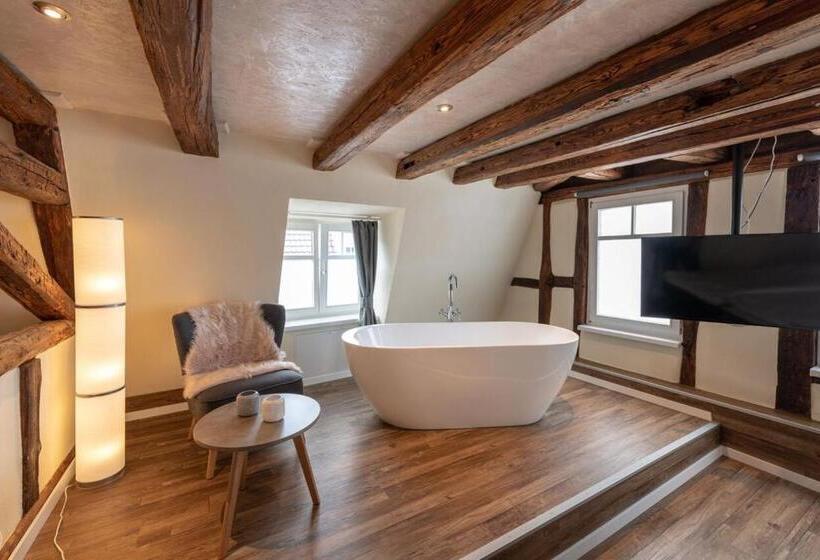 جناح جونيور ديلوكس, Flair Hotel Hopfengarten