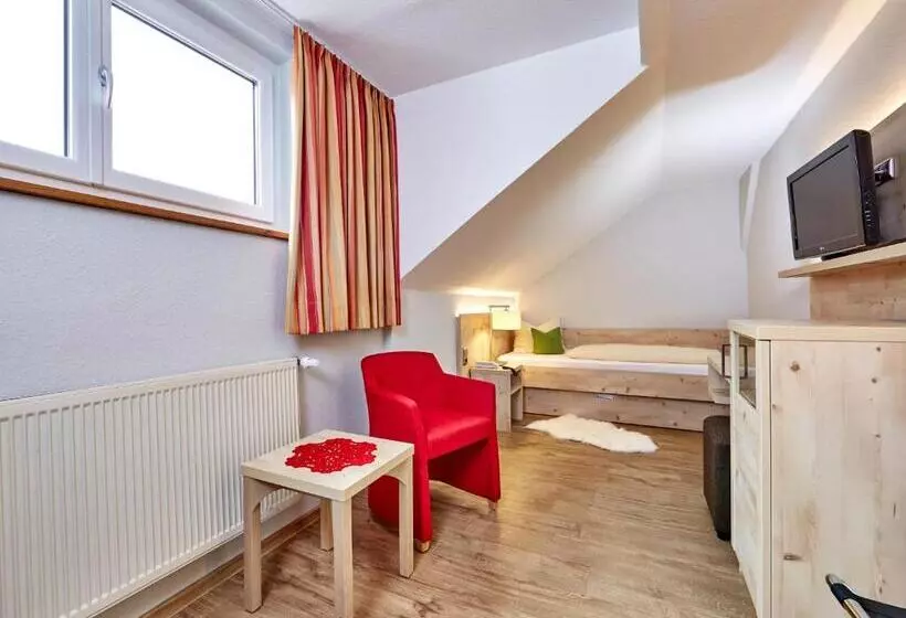 اتاق استاندارد یک نفره, Zum Turm     Apartments Und Gästezimmer