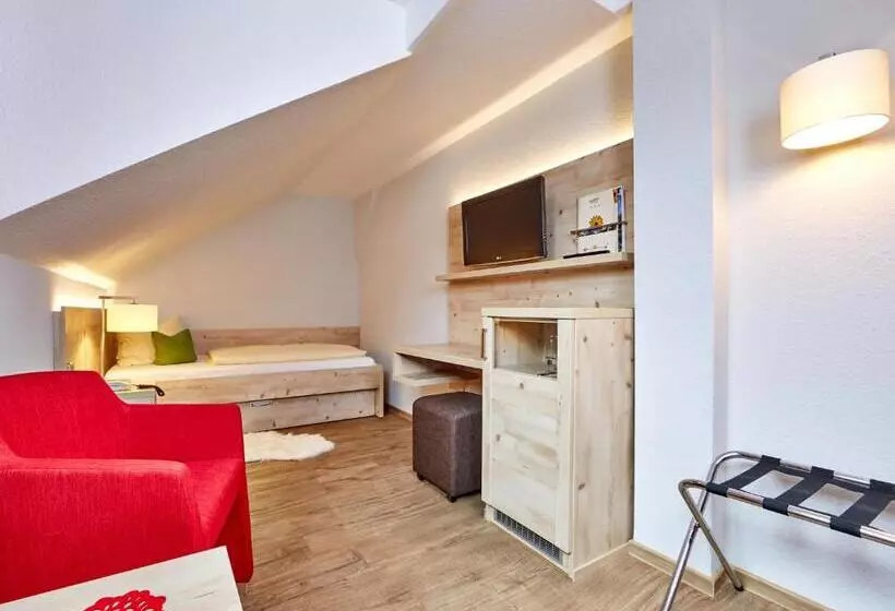 اتاق استاندارد یک نفره, Zum Turm     Apartments Und Gästezimmer
