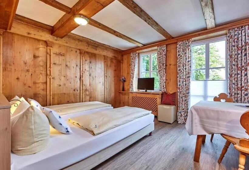 اتاق سوپریور چهار تخته, Zum Turm     Apartments Und Gästezimmer