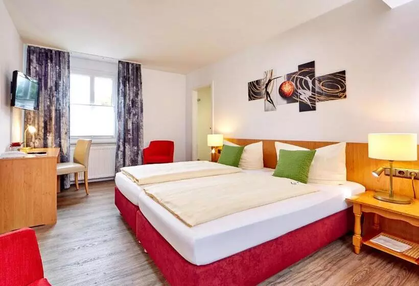 اتاق سوپریور چهار تخته, Zum Turm     Apartments Und Gästezimmer