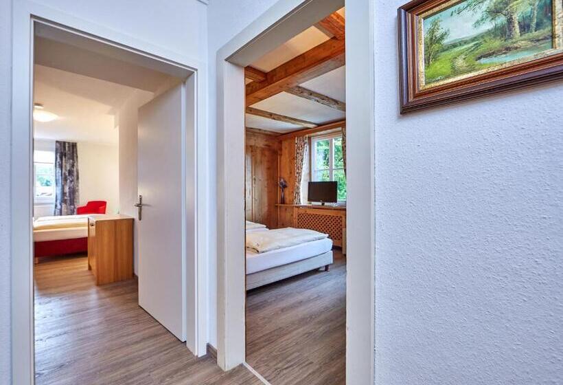 四人高级间, Zum Turm     Apartments Und Gästezimmer