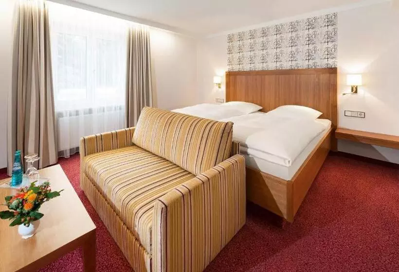 Quarto Classe Business, Bayerischer Hof