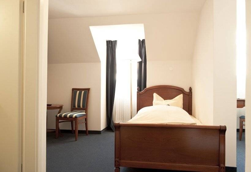 اتاق پریمیوم یک تخته, Blauer Bock