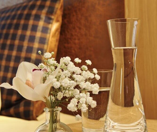 اتاق پرمیوم, Blauer Bock