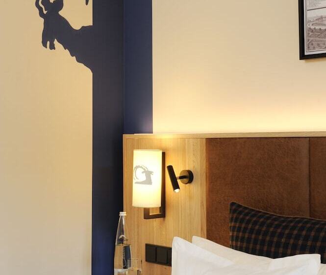 اتاق پرمیوم, Blauer Bock