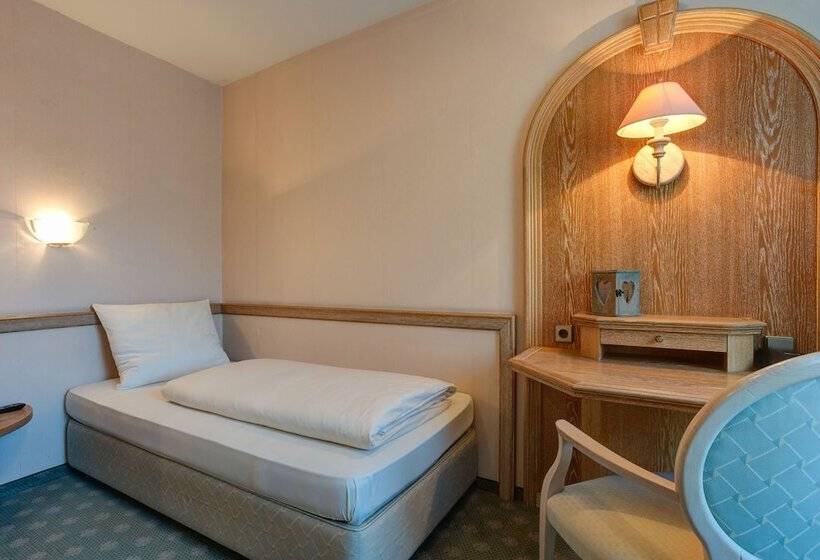 غرفة قياسية فردية, Centro Hotel Stern, Trademark Collection By Wyndham