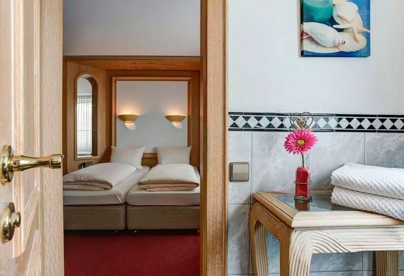 Standard Room, Centro Hotel Stern, Trademark Collection By Wyndham