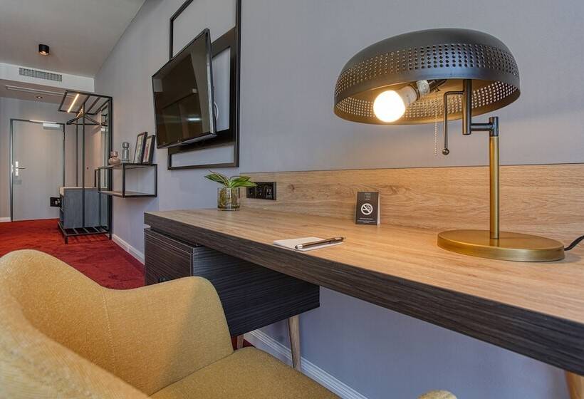 غرفة قياسية فردية, Centro Hotel Stern, Trademark Collection By Wyndham