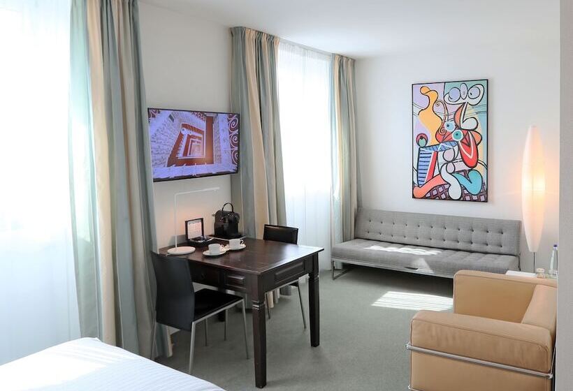 小型套房, Moma1890 Boutique