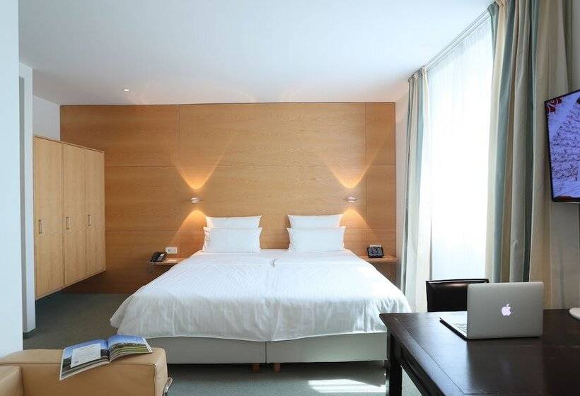 小型套房, Moma1890 Boutique