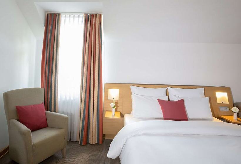디럭스 룸, Dorint Hotel Würzburg