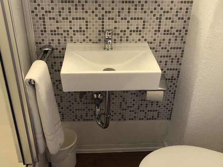 اتاق استاندارد چهار تخته, Galleria