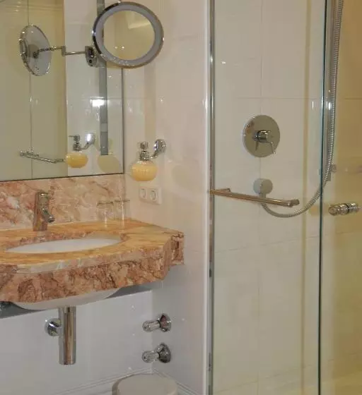 اتاق استاندارد یک نفره, Gasthof Alte Post Holzkirchen