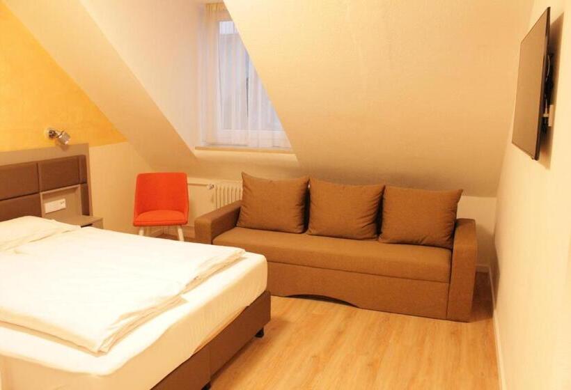 经济房, Isar City