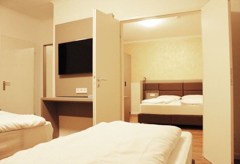 家庭间, Isar City