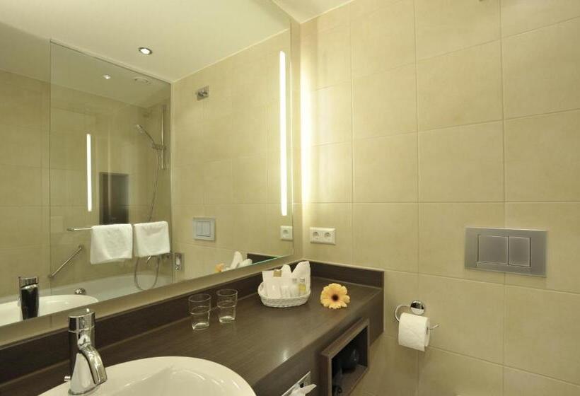 스탠다드 발코니 룸, Goldener Knopf