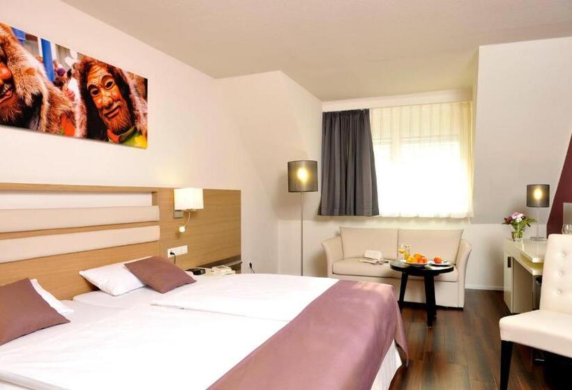 스탠다드 도시전망 룸, Goldener Knopf