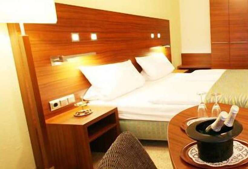 اتاق لوکس یک تخته, Wallis