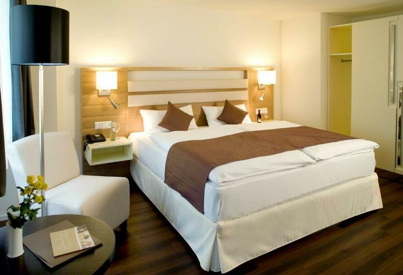 스탠다드 도시전망 룸, Goldener Knopf