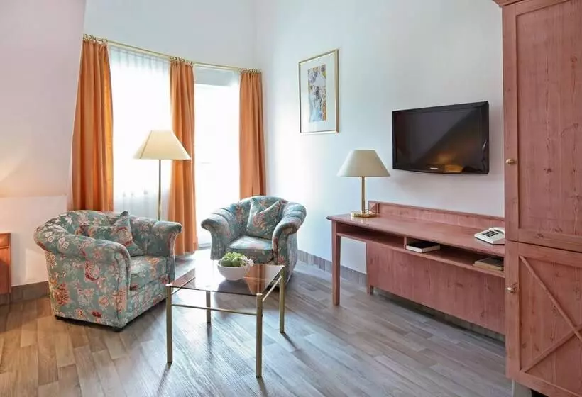 Rahat Oda, Waldhotel Bächlein
