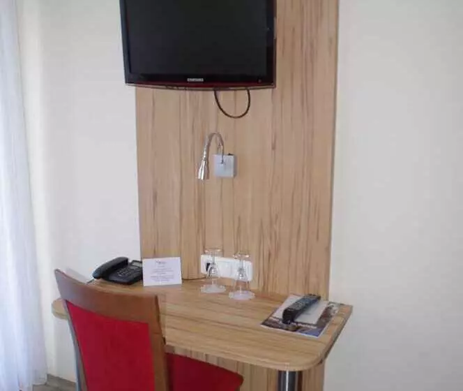 Standart Oda, Waldhotel Bächlein