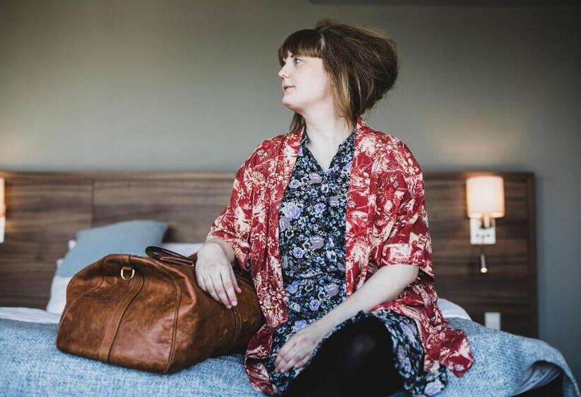 Номер Стандарт Вид на Город, Atlantic