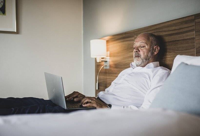 Номер Стандарт Вид на Город, Atlantic