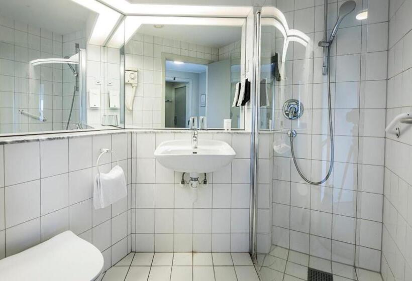 Номер Стандарт, Marina