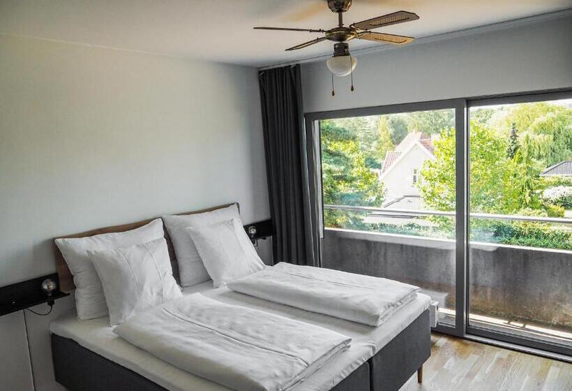 Номер Стандарт, Marina