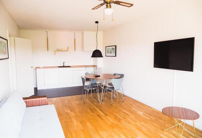 Апартаменты 1 Спальня, Marina