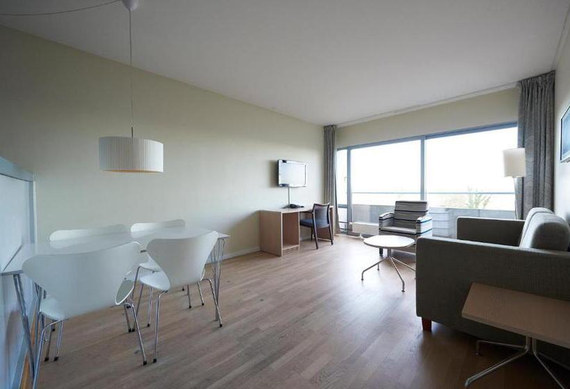 Апартаменты 1 Спальня, Marina