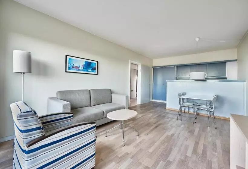 Apartament 1 Dormitori, Marina