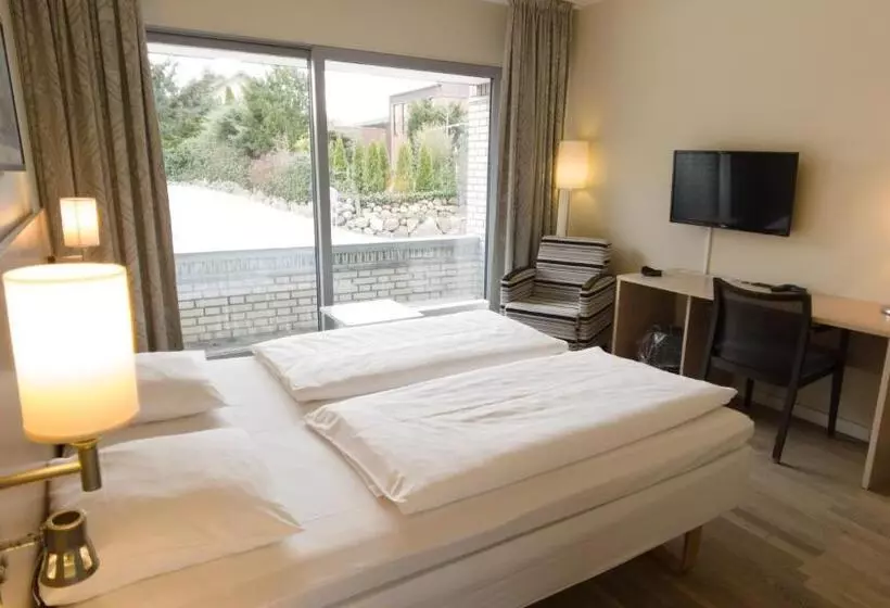 Habitació Economy, Marina