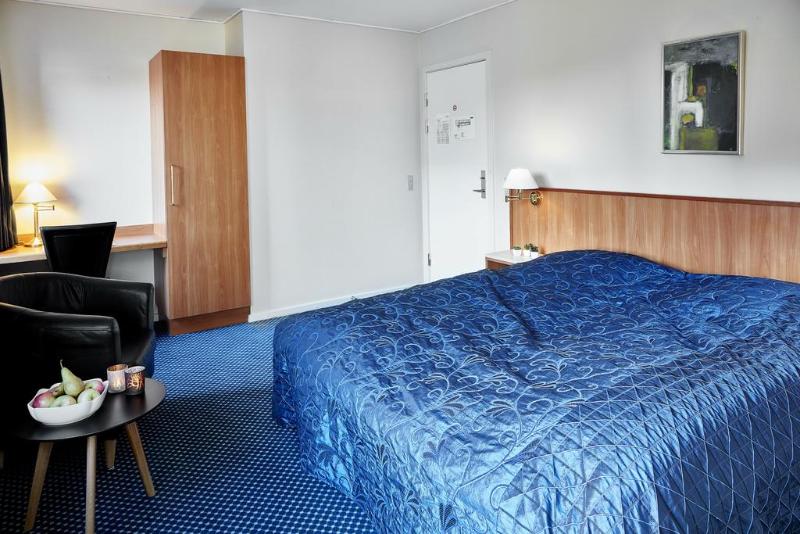 Habitación Triple Estándar, Milling Hotel Gestus