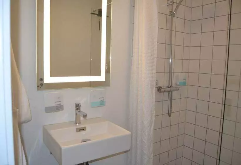 StandaardKamer, Refborg