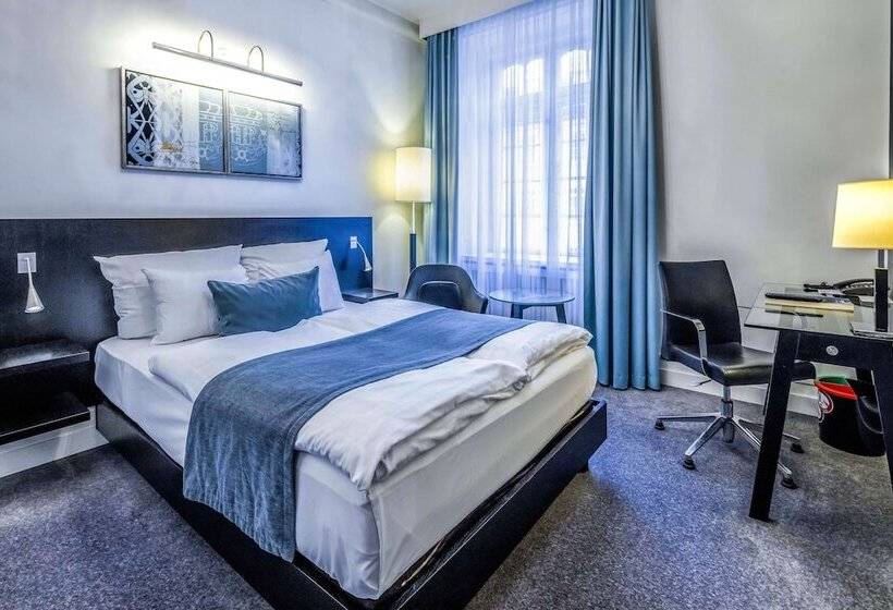 Номер Economy, Scandic Palace